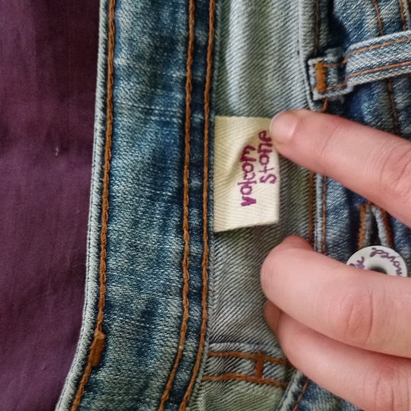 Volcom 32 distressed jeans - Picture 3 of 4